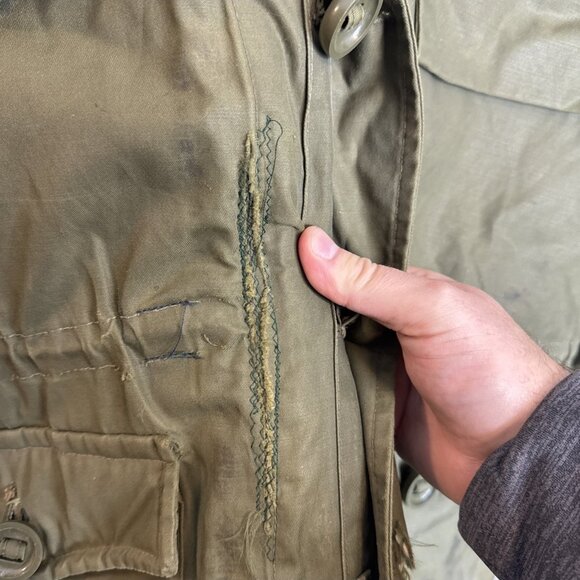 Vintage Military-Style Olive Green Down Jacket Pioneer Vancouver Canada XL Parka - Picture 5 of 10